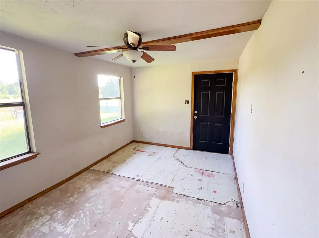 Photo 8 — 20509 E Reno Avenue, Harrah, OK 73045
