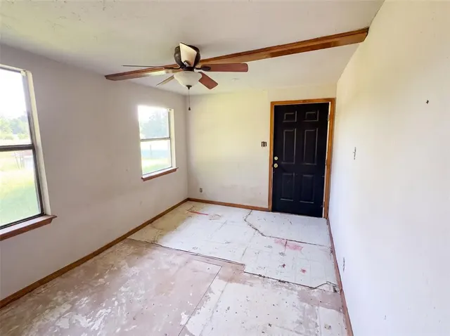 Photo 8 — 20509 E Reno Avenue, Harrah, OK 73045