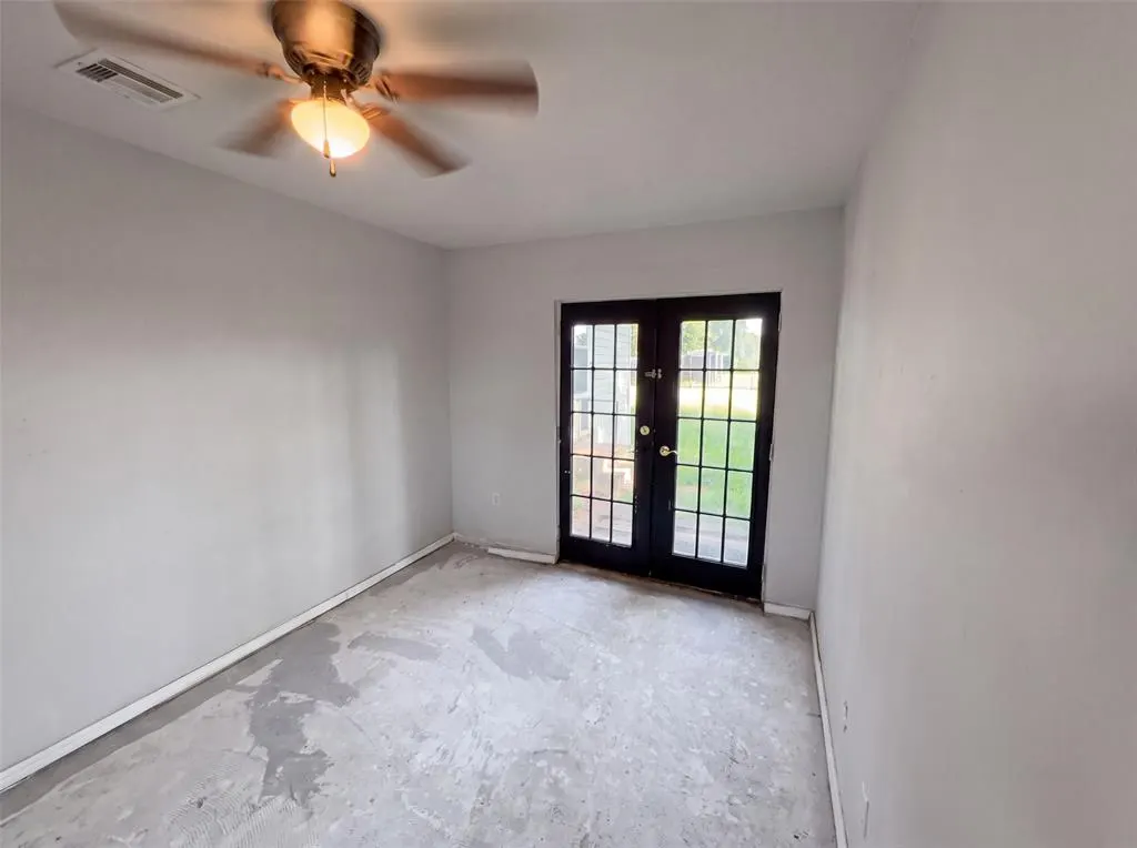Photo 13 — 20509 E Reno Avenue, Harrah, OK 73045