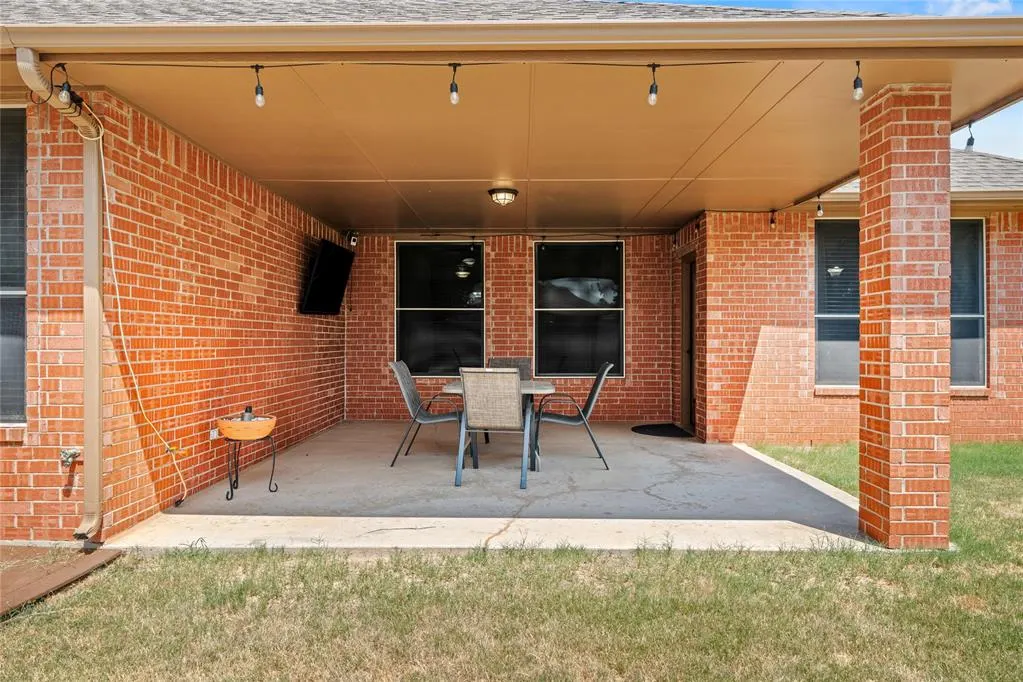 Photo 29 — 10809 Middlesbrough Lane, Yukon, OK 73099