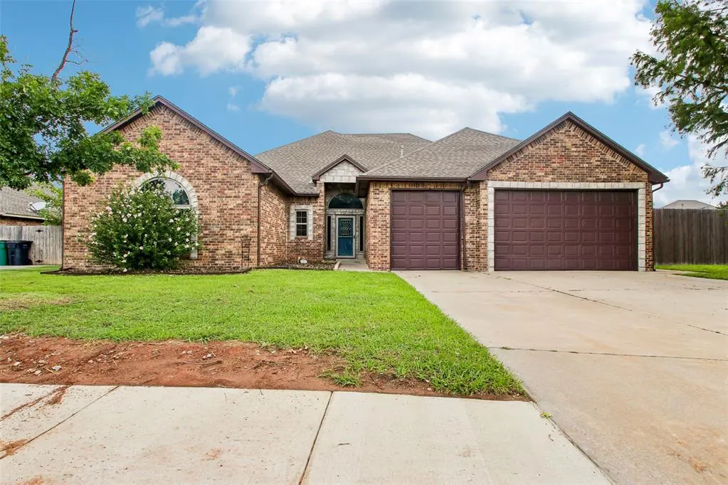 Front exterior — 201 SW 137th Terrace, Oklahoma City, OK 73170
