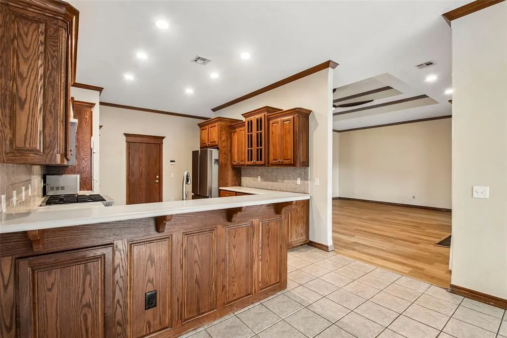 Photo 10 — 201 SW 137th Terrace, Oklahoma City, OK 73170