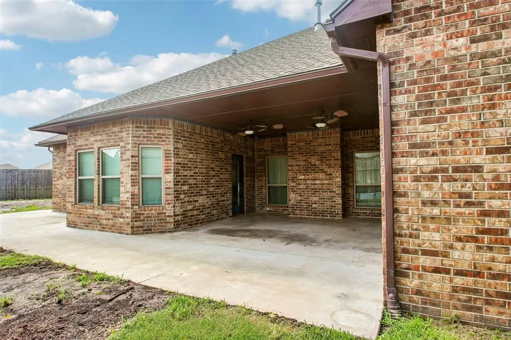Photo 31 — 201 SW 137th Terrace, Oklahoma City, OK 73170