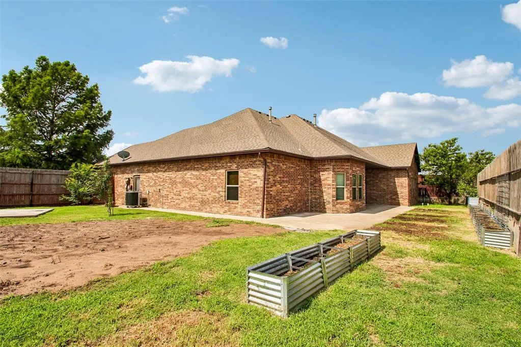 Photo 33 — 201 SW 137th Terrace, Oklahoma City, OK 73170