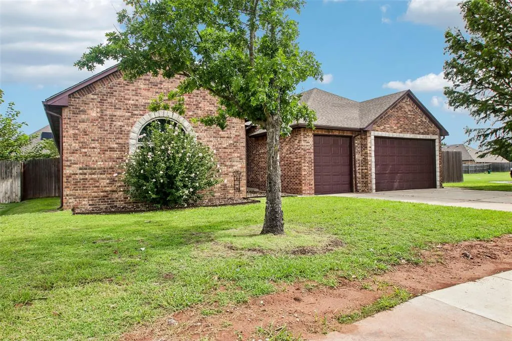 Photo 34 — 201 SW 137th Terrace, Oklahoma City, OK 73170
