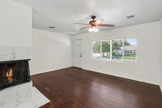 Photo 5 — 3833 NW 32nd Street, Oklahoma City, OK 73112