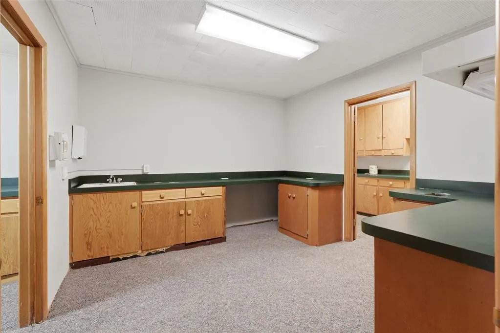 Photo 19 — 720 Delaware Street, Perry, OK 73077