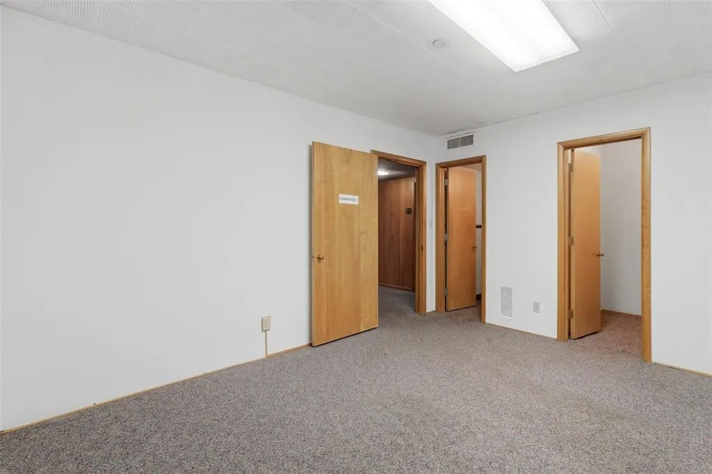 Photo 23 — 720 Delaware Street, Perry, OK 73077