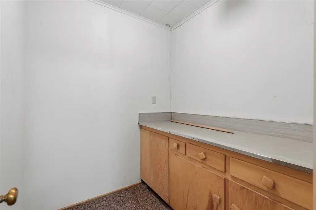 Photo 24 — 720 Delaware Street, Perry, OK 73077