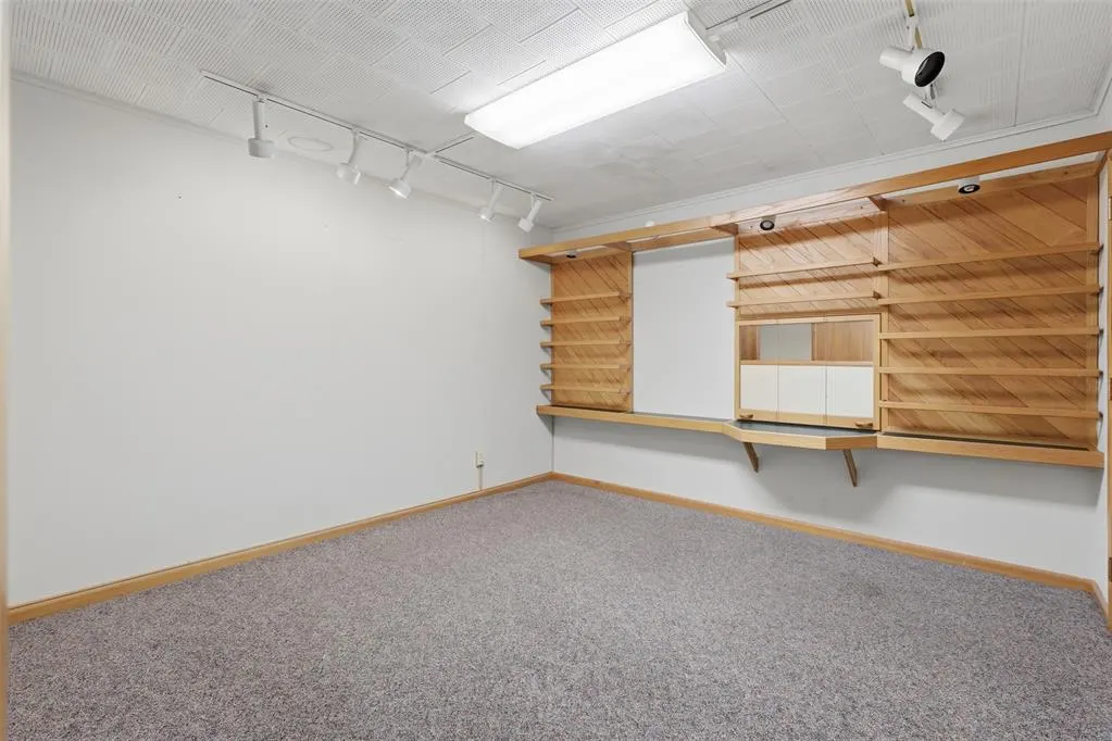 Photo 28 — 720 Delaware Street, Perry, OK 73077