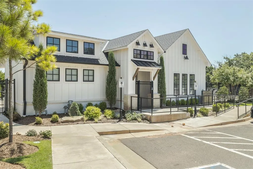 Photo 42 — 2141 Marsala Drive, Edmond, OK 73034