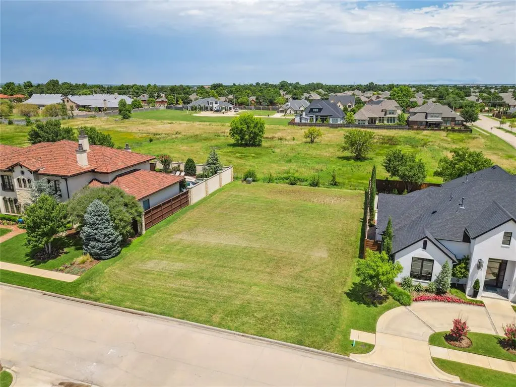 Front exterior — 3805 Danfield Lane, Norman, OK 73072