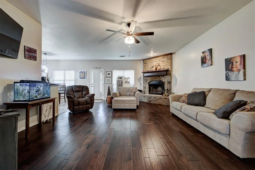 Photo 6 — 1479 Sunset Circle, Edmond, OK 73025