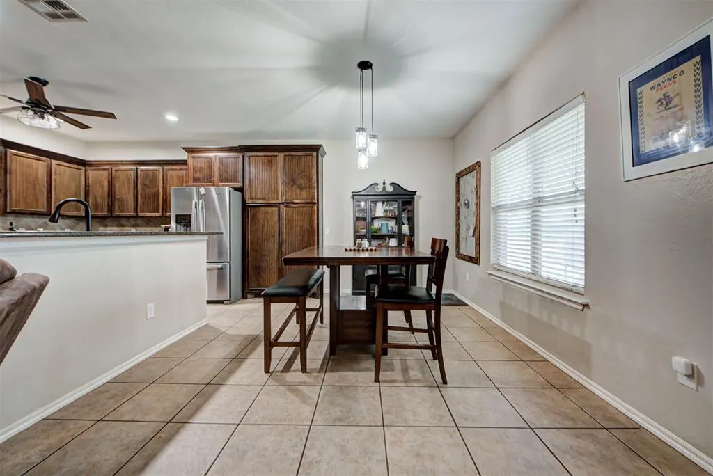 Photo 11 — 1479 Sunset Circle, Edmond, OK 73025