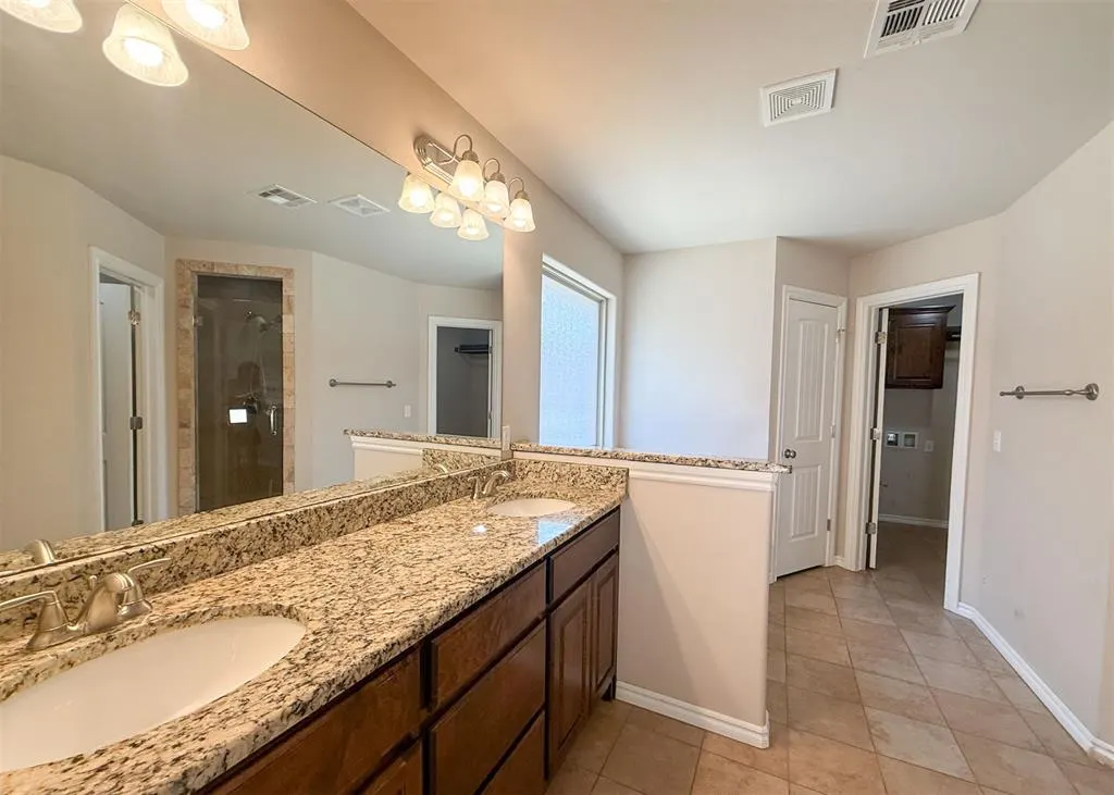 Photo 9 — 2413 NW 195th Street, Edmond, OK 73012