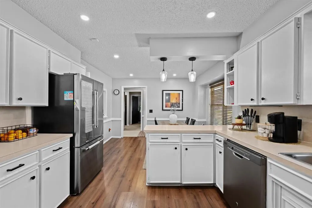 Photo 17 — 6424 N Sterling Drive, Oklahoma City, OK 73132