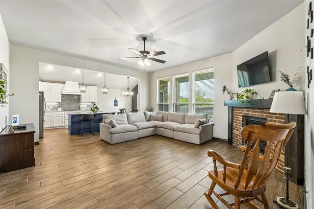 Photo 2 — 11245 NW 135th Street, Yukon, OK 73099