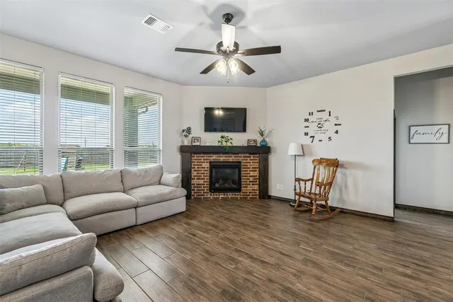 Photo 8 — 11245 NW 135th Street, Yukon, OK 73099
