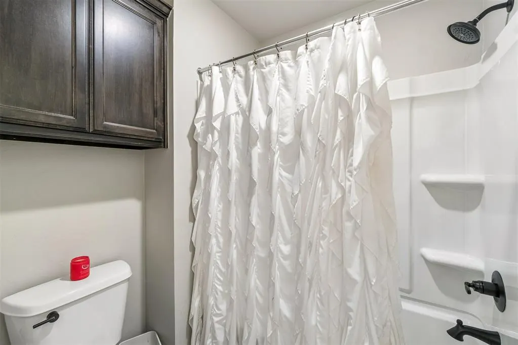Photo 39 — 11245 NW 135th Street, Yukon, OK 73099