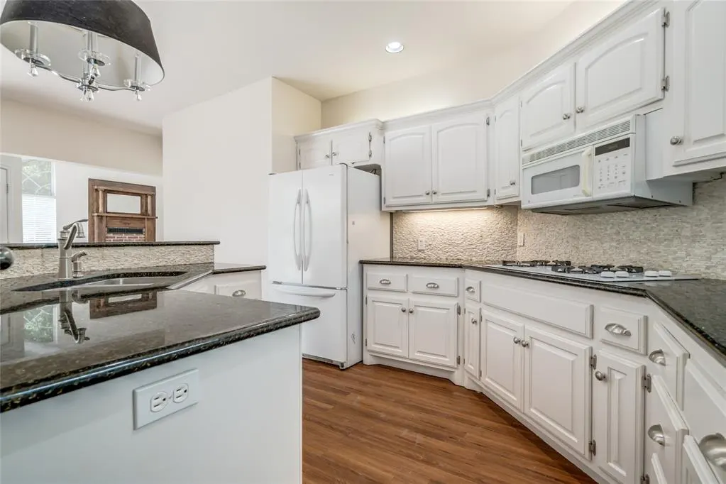 Photo 22 — 14300 W Wilshire Boulevard, Yukon, OK 73099