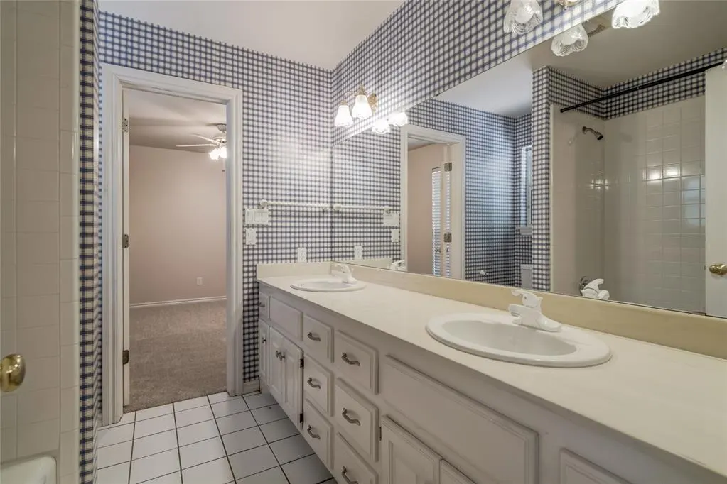 Photo 29 — 14300 W Wilshire Boulevard, Yukon, OK 73099