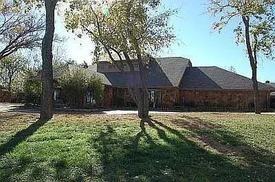 Front exterior — 10500 S Garnada Lane, Oklahoma City, OK 73165