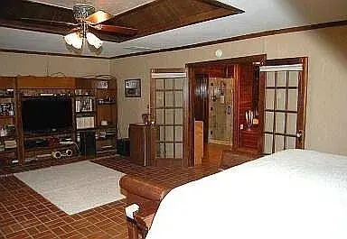 Photo 3 — 10500 S Garnada Lane, Oklahoma City, OK 73165