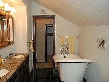 Photo 15 — 10500 S Garnada Lane, Oklahoma City, OK 73165