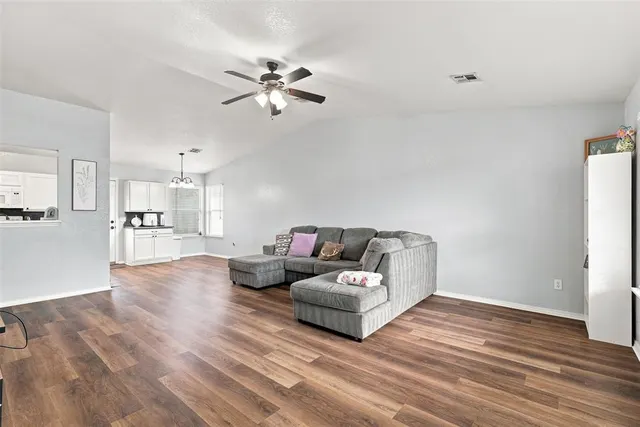Photo 5 — 2417 Desert Willow Terrace, Norman, OK 73071
