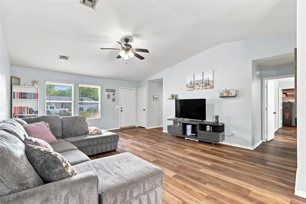 Photo 7 — 2417 Desert Willow Terrace, Norman, OK 73071