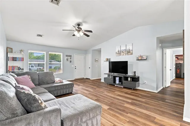 Photo 7 — 2417 Desert Willow Terrace, Norman, OK 73071