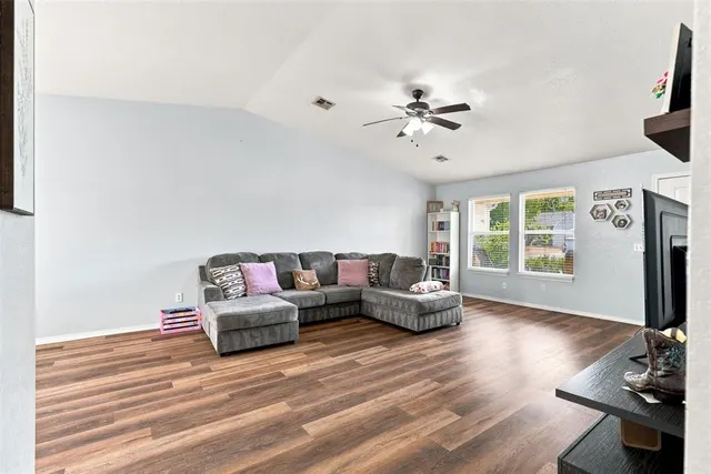 Photo 8 — 2417 Desert Willow Terrace, Norman, OK 73071