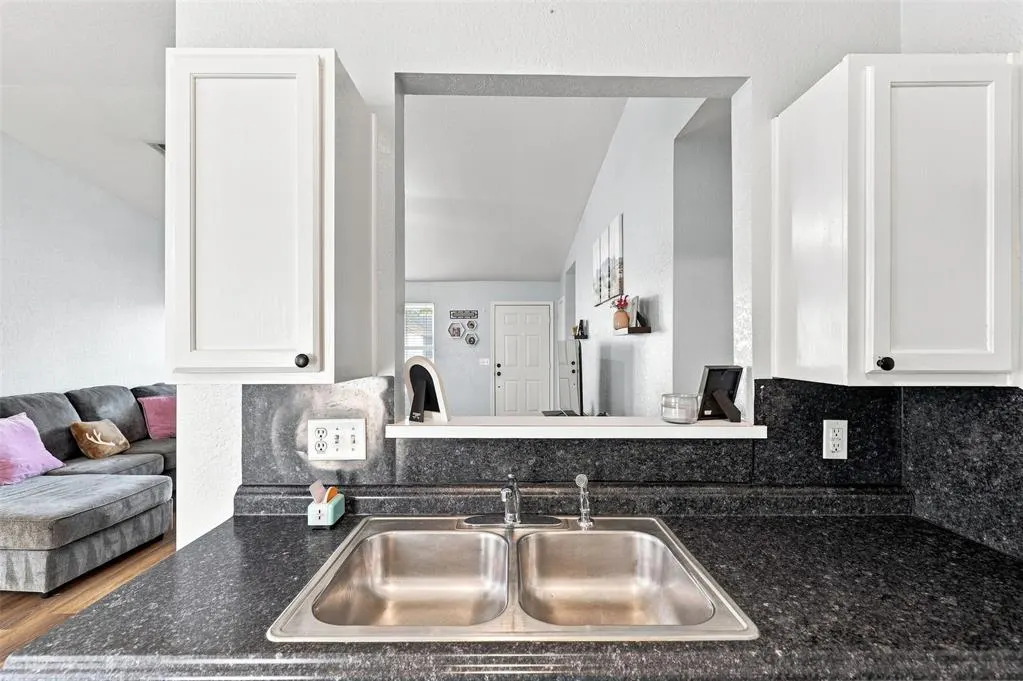 Photo 12 — 2417 Desert Willow Terrace, Norman, OK 73071