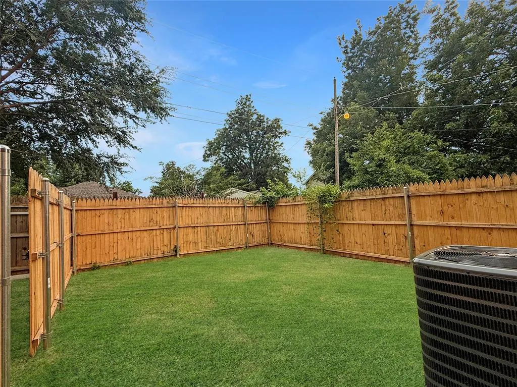 Photo 3 — 2346 NW 11th Street C, Oklahoma City, OK 73107