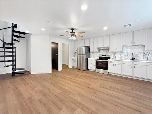 Photo 4 — 2346 NW 11th Street C, Oklahoma City, OK 73107