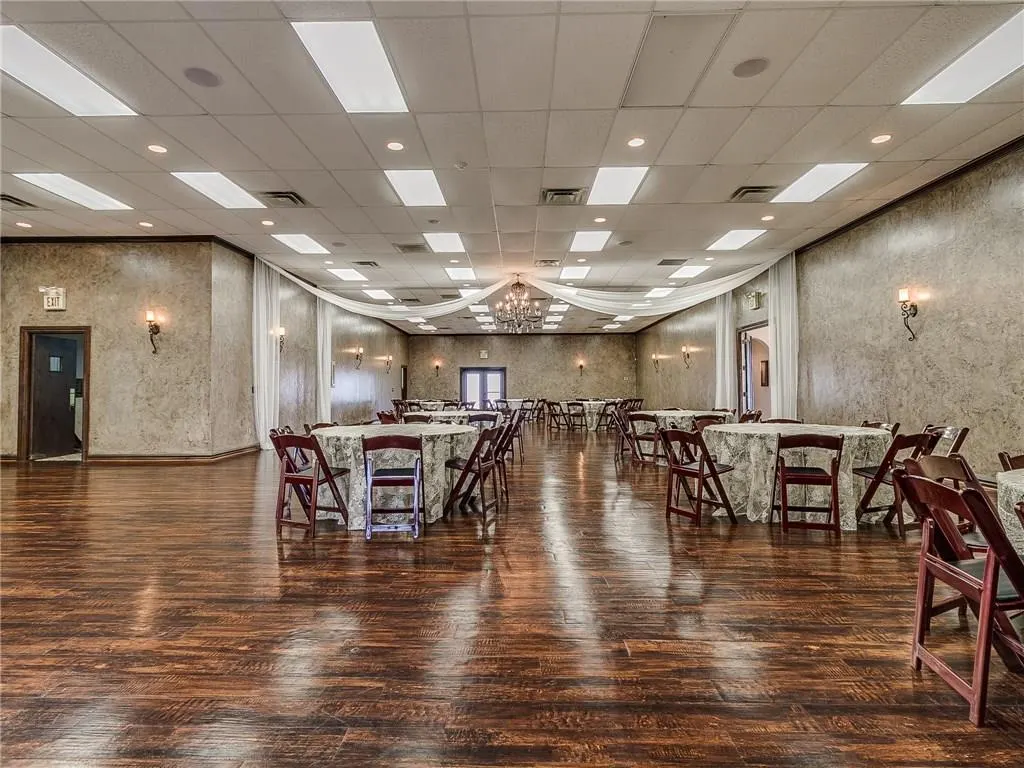 Photo 5 — 9101 S Robinson Avenue, Oklahoma City, OK 73139