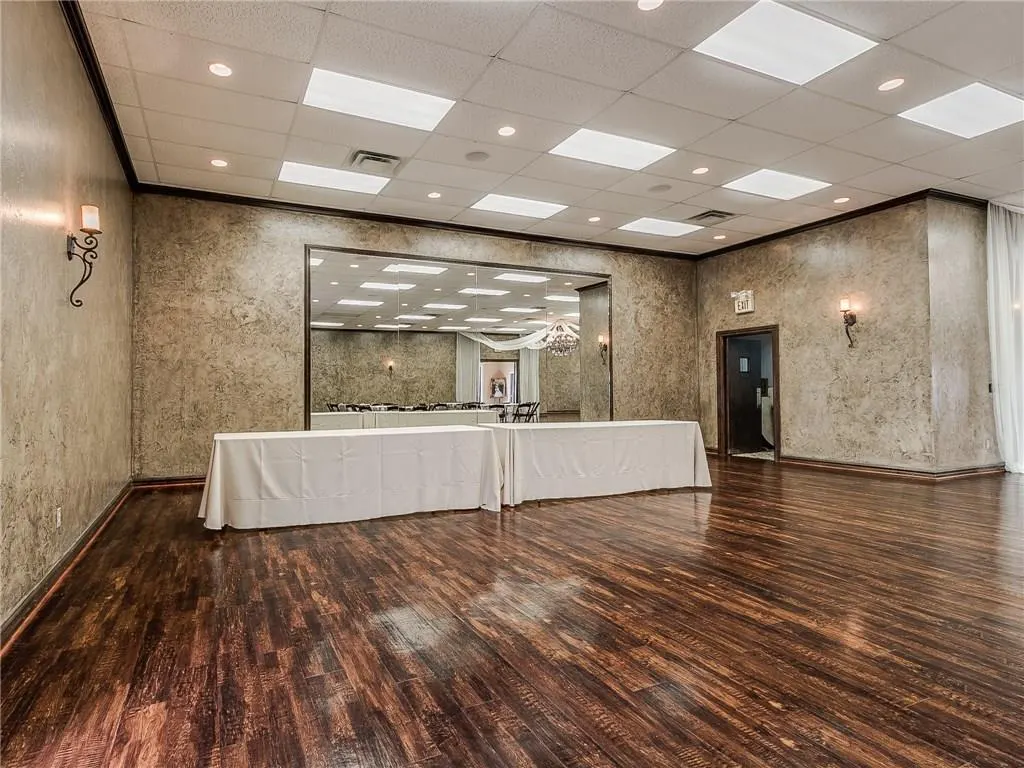 Photo 6 — 9101 S Robinson Avenue, Oklahoma City, OK 73139