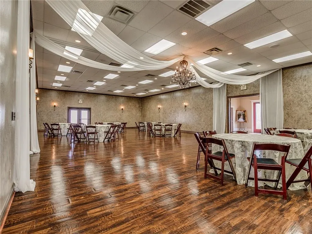 Photo 8 — 9101 S Robinson Avenue, Oklahoma City, OK 73139