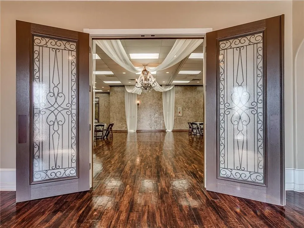 Photo 9 — 9101 S Robinson Avenue, Oklahoma City, OK 73139