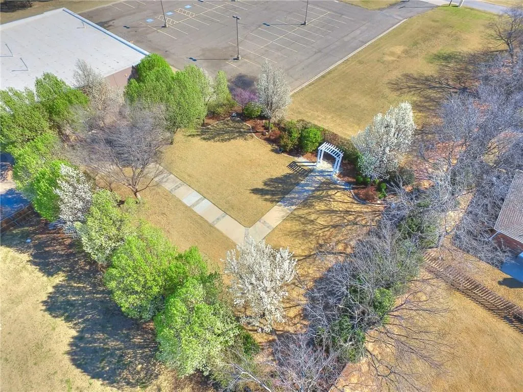 Photo 36 — 9101 S Robinson Avenue, Oklahoma City, OK 73139