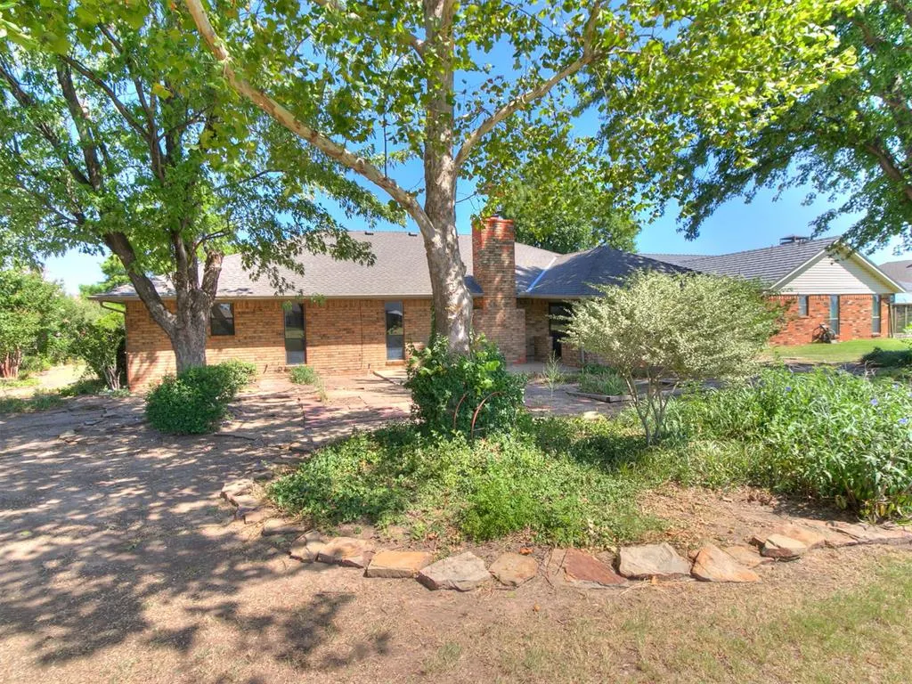 Photo 13 — 11616 Hackney Lane, Yukon, OK 73099
