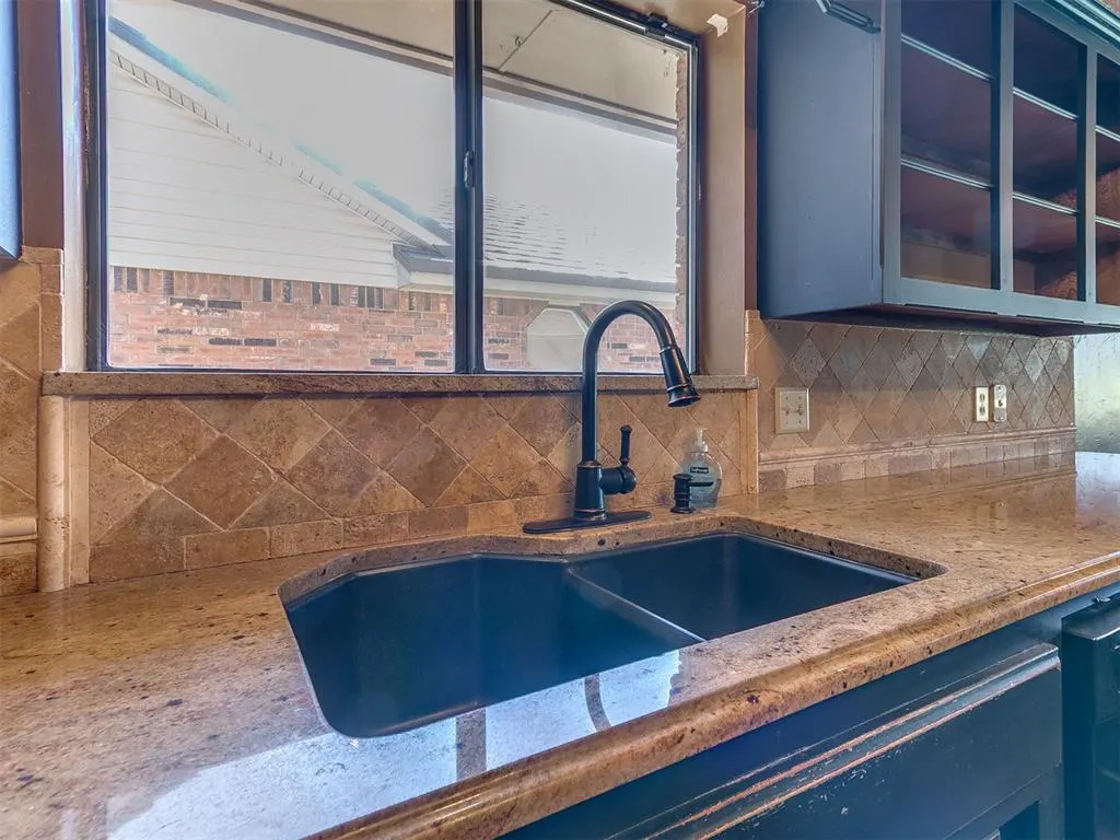 Photo 32 — 11616 Hackney Lane, Yukon, OK 73099