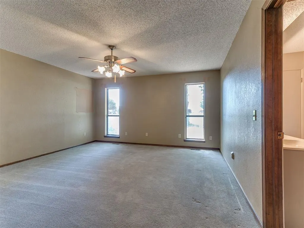Photo 35 — 11616 Hackney Lane, Yukon, OK 73099