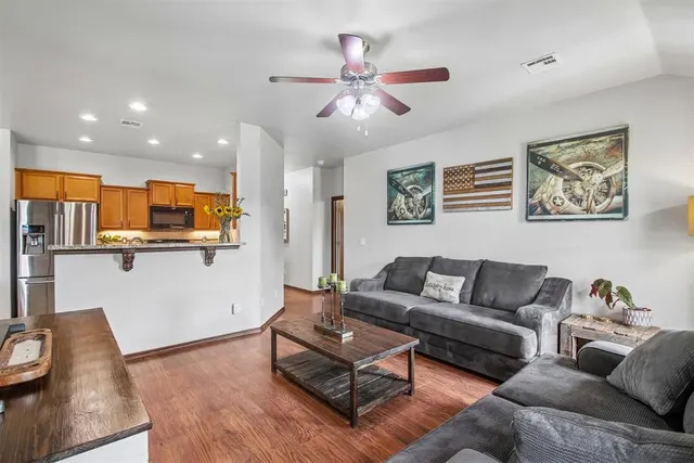 Photo 6 — 9613 Lauren Drive, Oklahoma City, OK 73160