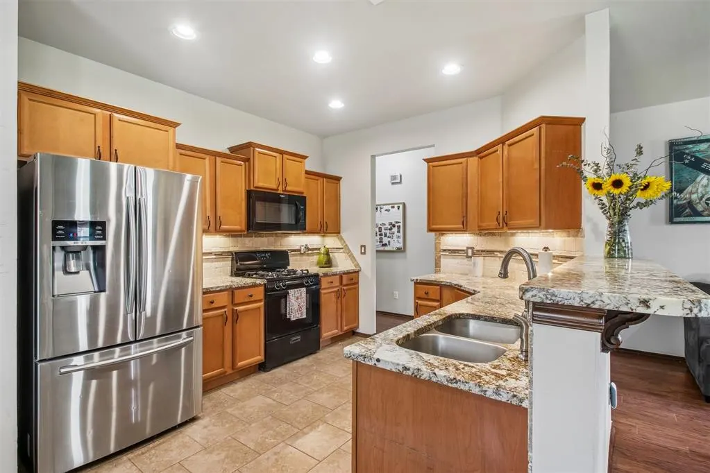 Photo 12 — 9613 Lauren Drive, Oklahoma City, OK 73160