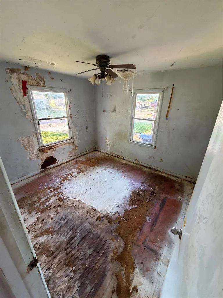 Photo 9 — 2404 SW 51st Street, Oklahoma City, OK 73119