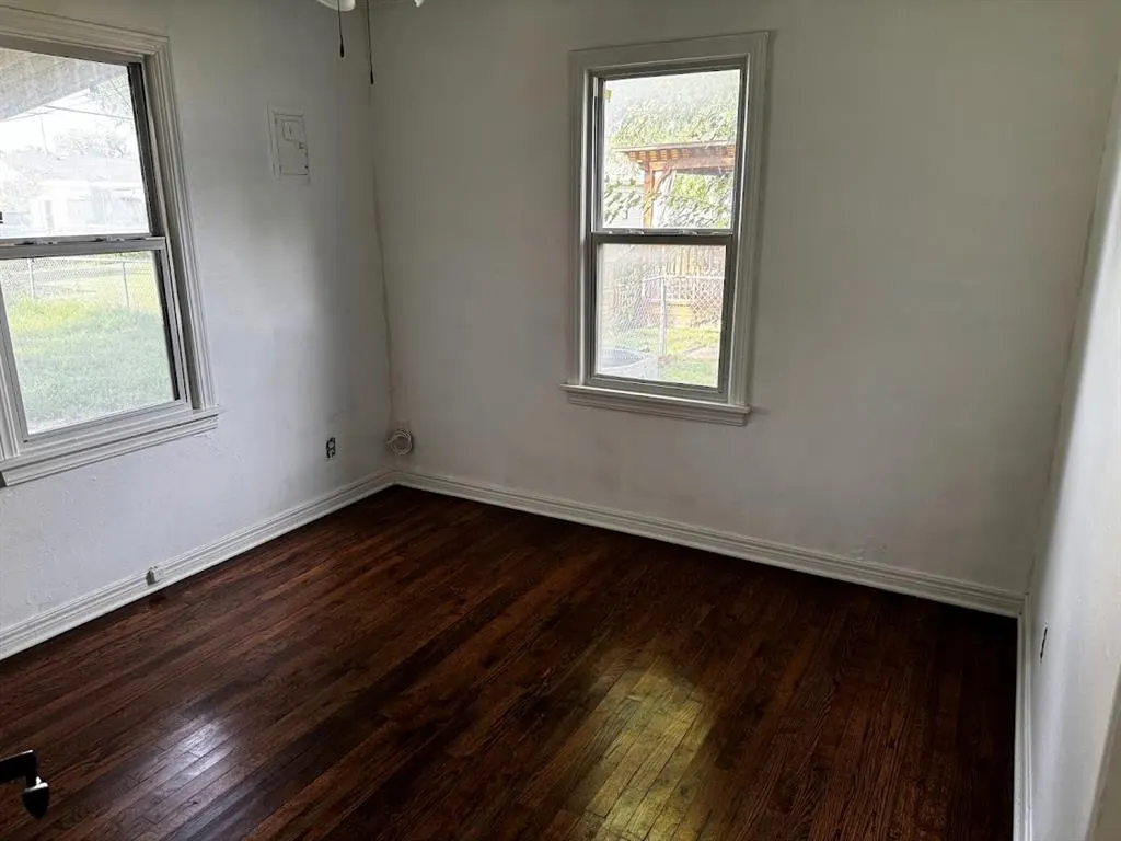 Photo 9 — 111 E Dale Street, Norman, OK 73069