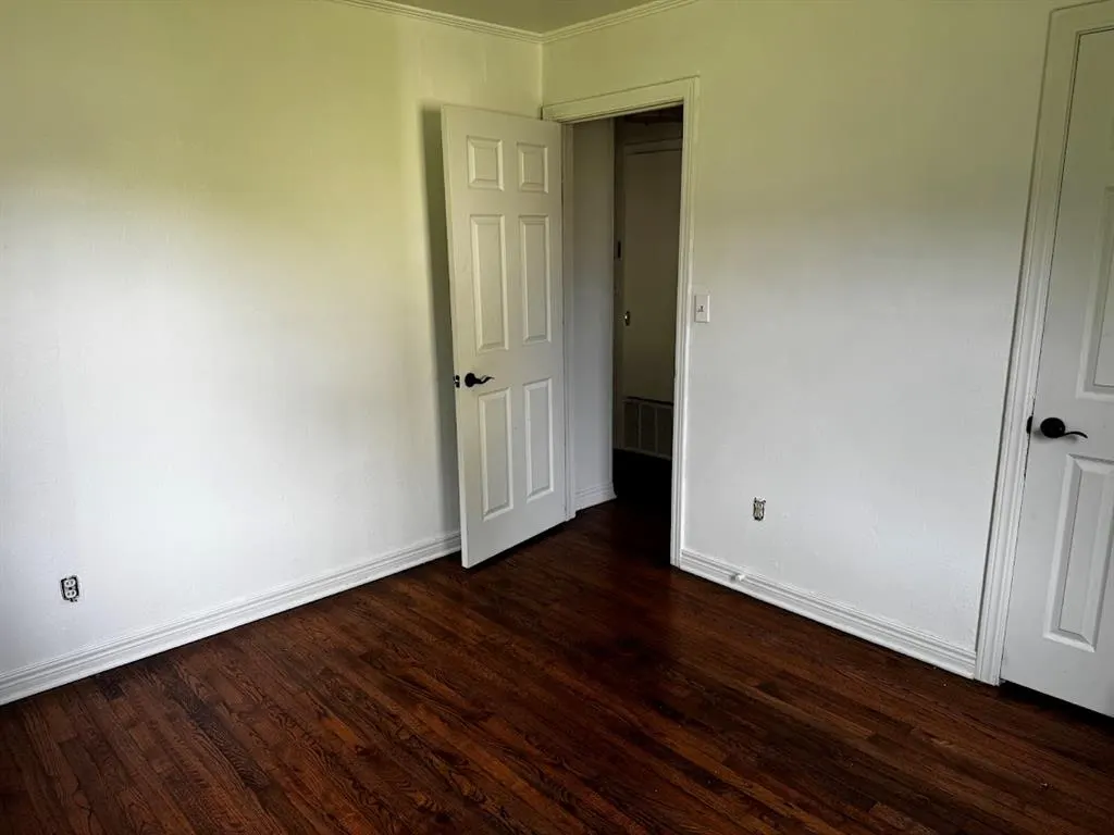 Photo 14 — 111 E Dale Street, Norman, OK 73069