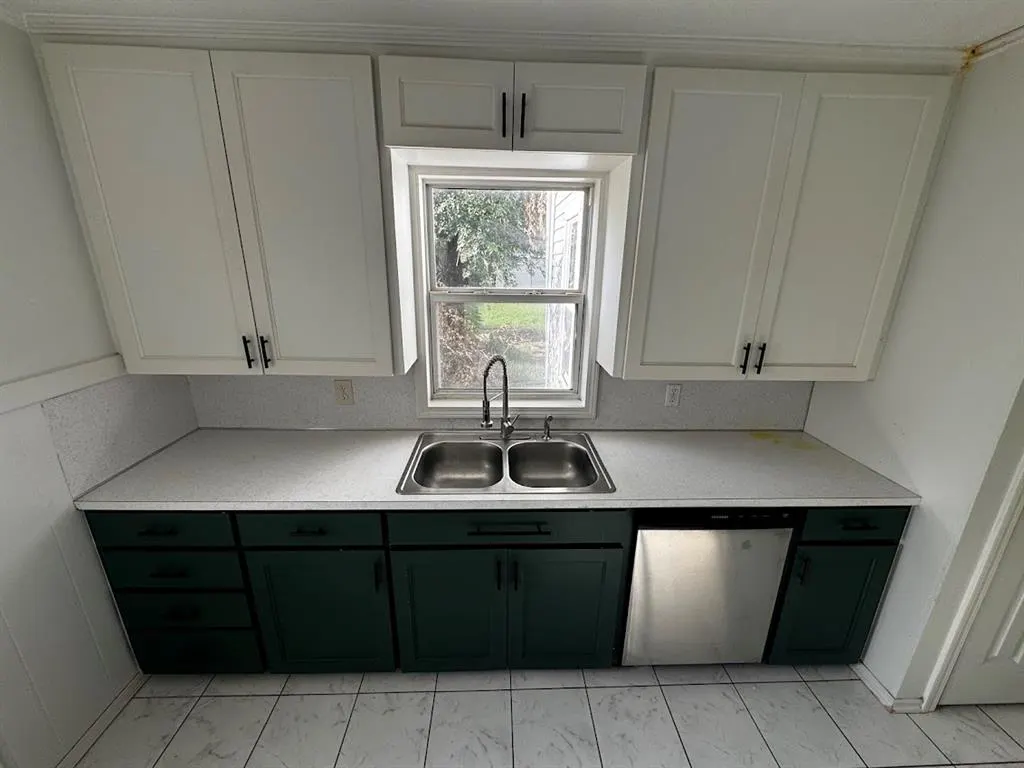 Photo 23 — 111 E Dale Street, Norman, OK 73069