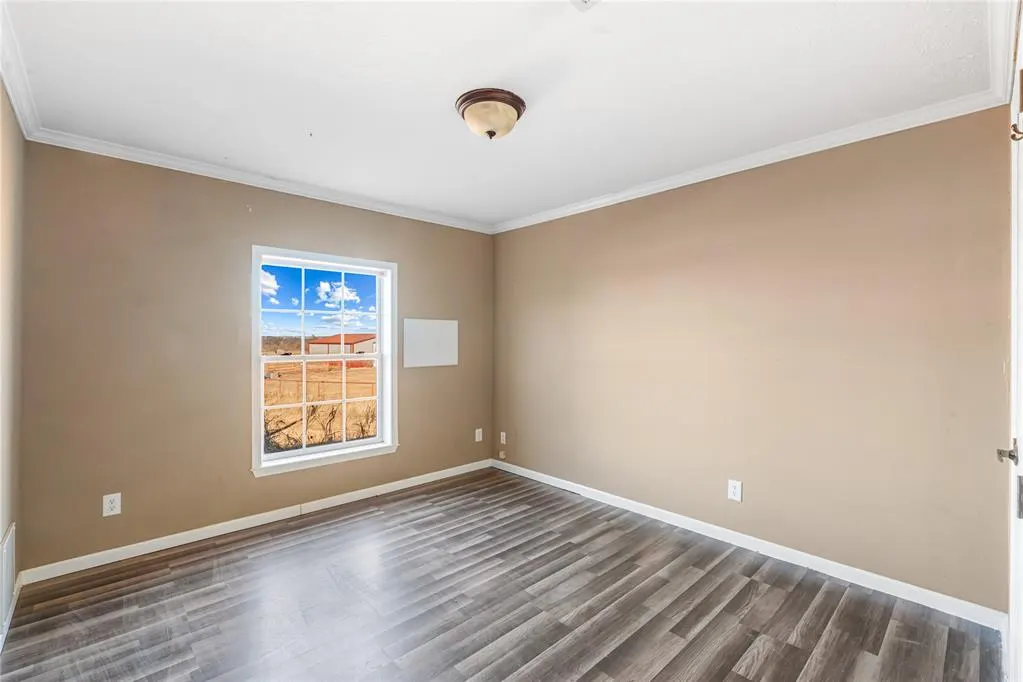 Photo 10 — 18186 W Charter Oak Road, Cashion, OK 73016